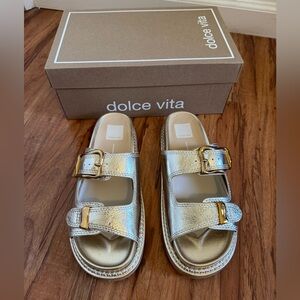 dolce vita Light Gold Sevana Sandals Size 8 - NIB